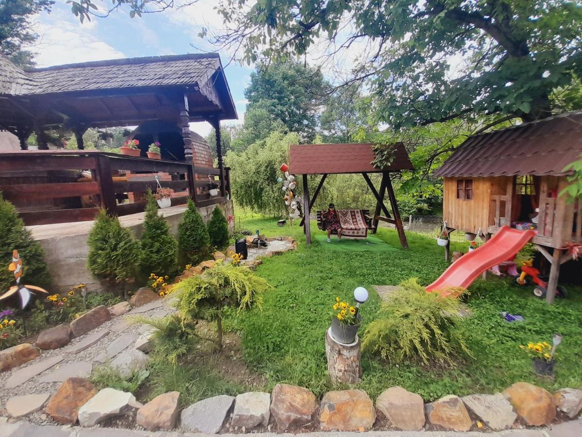 Вилла Casa De La Ferma Mariuca Berbesti Экстерьер фото